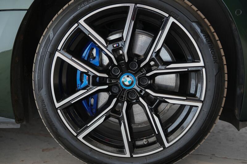 BMW I4