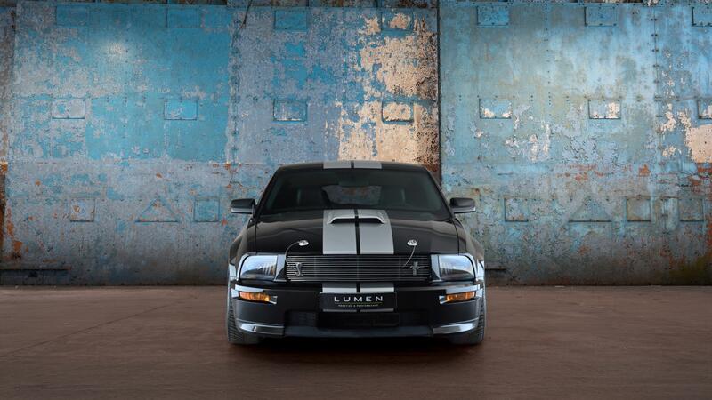FORD MUSTANG